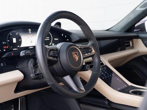 2022 Porsche Taycan GTS