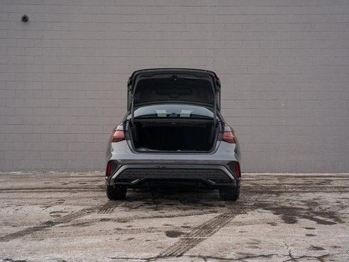 Arrow Gray Pearl Effect 2026 Audi A3 Premium