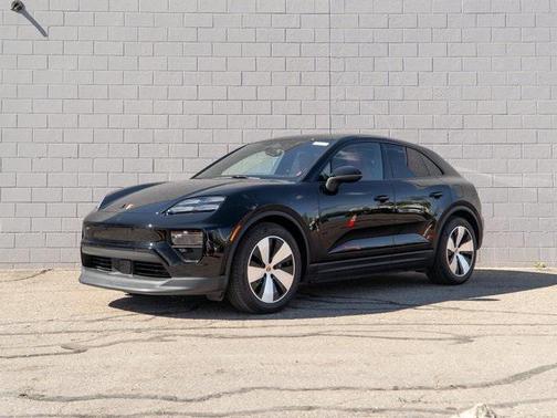 2024 Porsche Macan 4