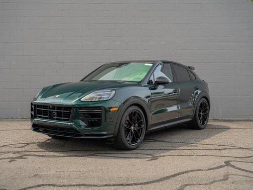 2025 Porsche Cayenne Turbo GT