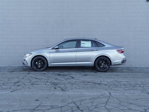 2026 Volkswagen Jetta 1.4T SE