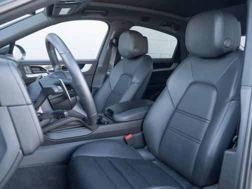 2025 Porsche Cayenne Cayenne