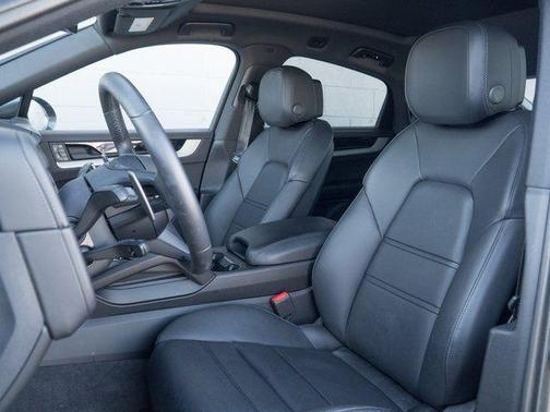 2025 Porsche Cayenne Cayenne