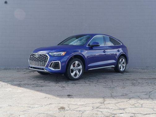 2022 Audi Q5 45 S line Premium Plus