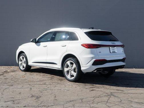 2025 Audi Q5 Premium Plus TFSI quattro S tronic