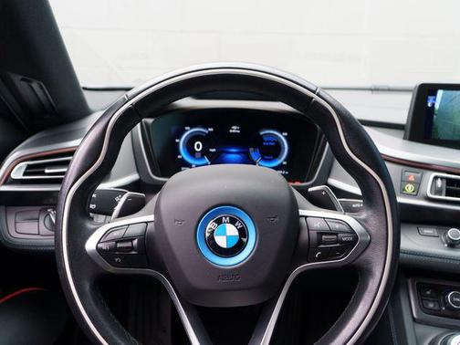 Crystal White Pearl 2015 BMW i8 Base