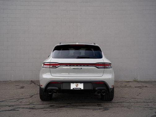 2026 Porsche Macan S