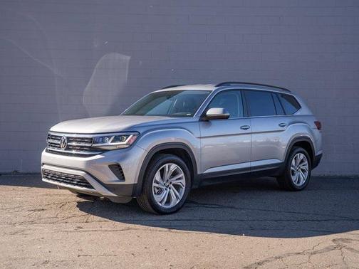2022 Volkswagen Atlas 3.6L SE w/Technology