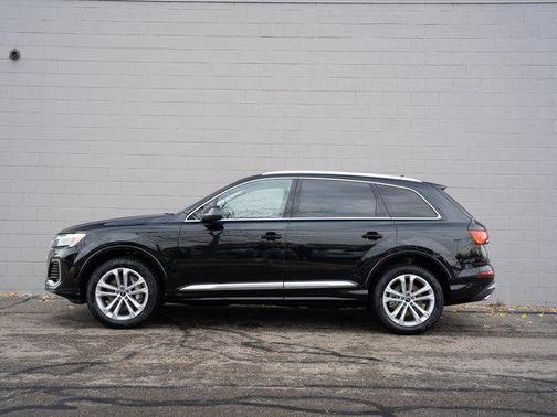 2026 Audi Q7 45 Premium Plus