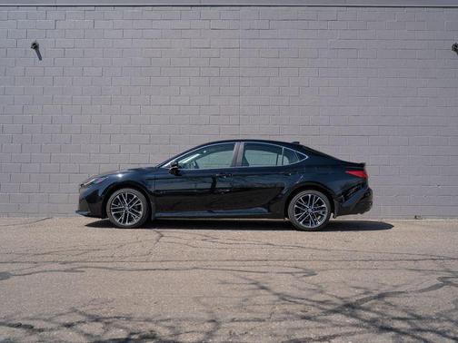 Midnight Black Metallic 2025 Toyota Camry XLE