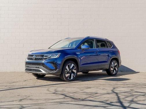 2024 Volkswagen Taos 1.5T SEL