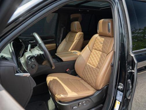 2021 Cadillac Escalade Sport
