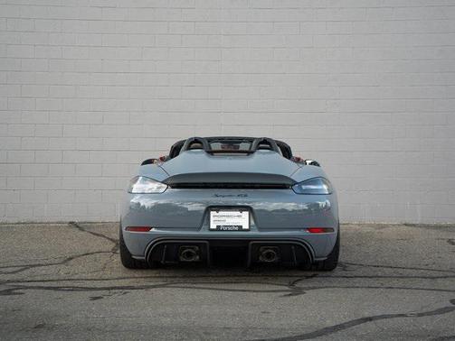 2025 Porsche 718 Spyder RS