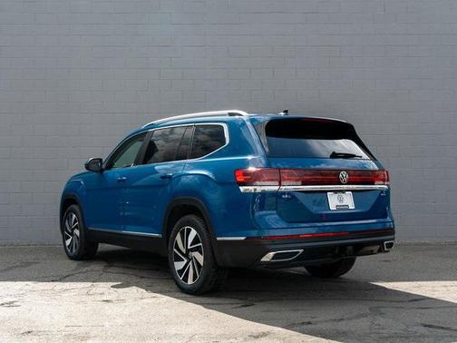 2025 Volkswagen Atlas 2.0T SEL