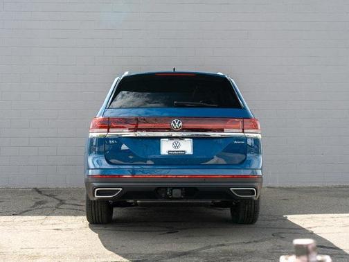 2025 Volkswagen Atlas 2.0T SEL