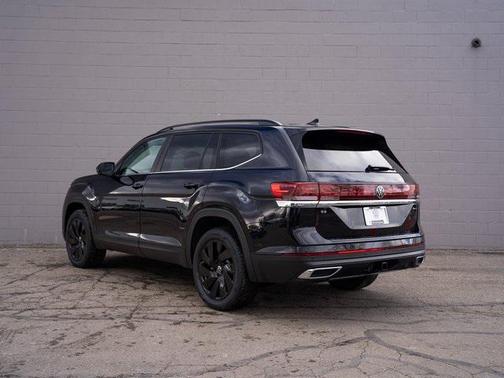 2026 Volkswagen Atlas 2.0T SE w/Technology 4MOTION