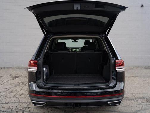 2026 Volkswagen Atlas 2.0T SE w/Technology 4MOTION