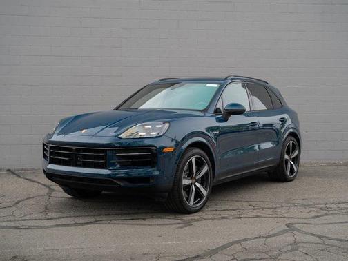 2024 Porsche Cayenne E-Hybrid S