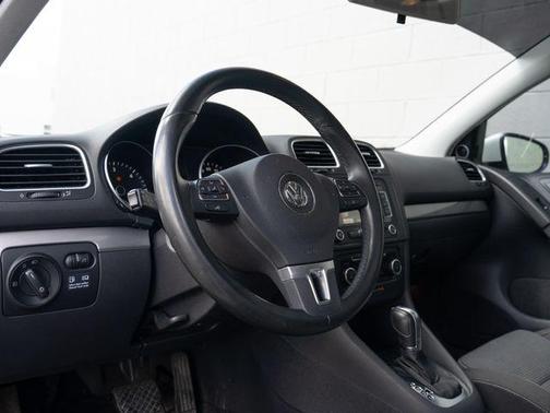 Candy White 2011 Volkswagen Golf TDI