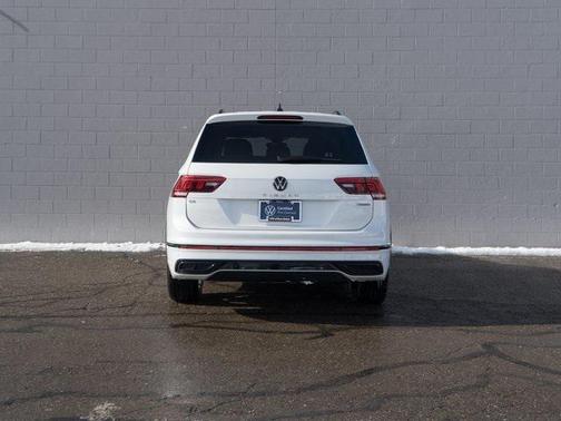 2024 Volkswagen Tiguan 2.0T SE R-Line Black 4MOTION