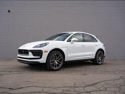 2026 Porsche Macan 