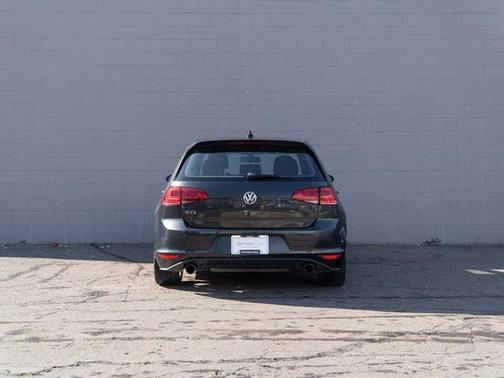 2015 Volkswagen Golf GTI 2.0T Autobahn 4-Door