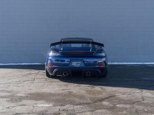 2023 Porsche 718 Cayman GT4 RS