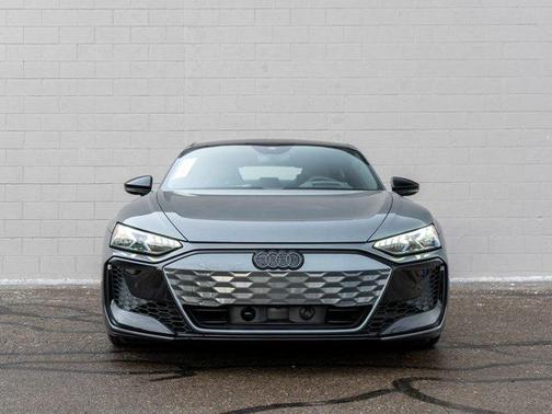 2025 Audi RS e-tron GT performance