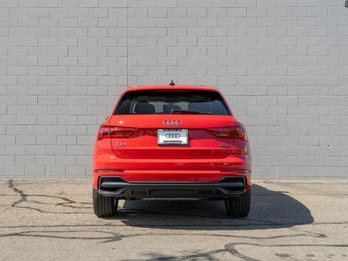 2025 Audi Q3 45 S line Premium Plus