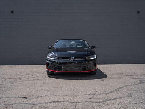 Deep Black Pearl 2026 Volkswagen Jetta GLI 2.0T Autobahn