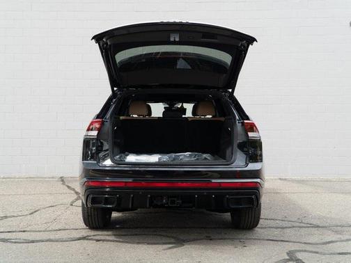 2026 Volkswagen Atlas Cross Sport 2.0T SEL