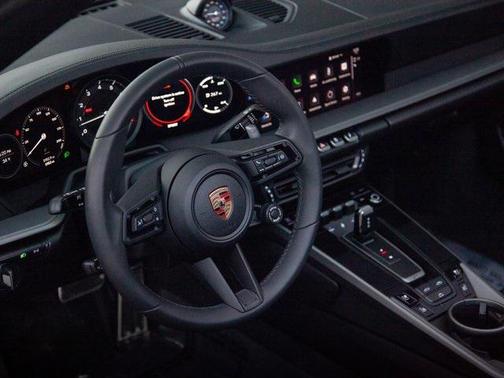 2024 Porsche 911 Carrera