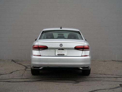 2021 Volkswagen Passat 2.0T S