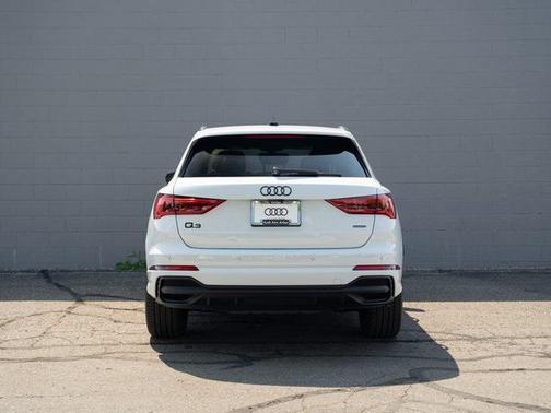 2025 Audi Q3 45 S line Premium Plus