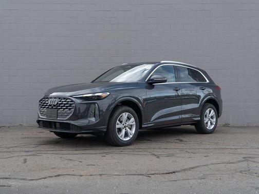2025 Audi Q5 Premium TFSI quattro S tronic