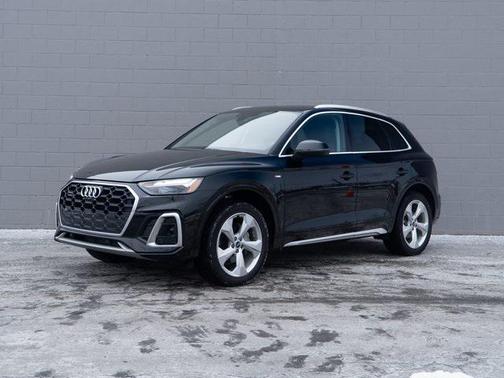 2023 Audi Q5 45 S line Premium Plus