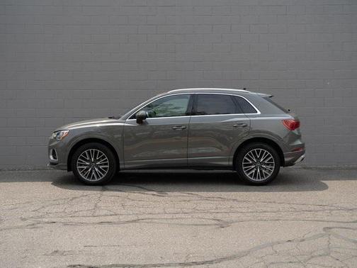 2021 Audi Q3 40 Premium
