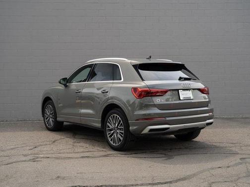 2021 Audi Q3 40 Premium
