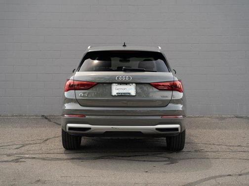 2021 Audi Q3 40 Premium