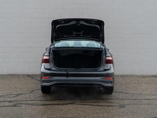 2026 Volkswagen Jetta 1.4T SE