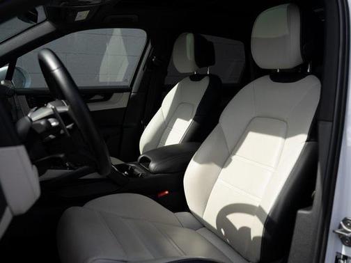 2024 Porsche Cayenne Cayenne