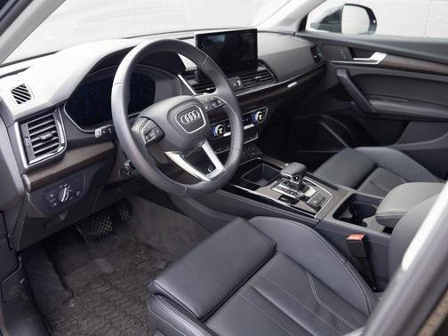 2025 Audi Q5 45 S line Premium Plus
