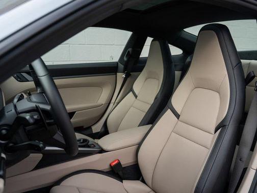 2026 Porsche 911 Carrera