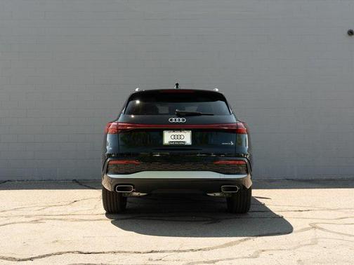 2025 Audi Q5 Premium Plus TFSI quattro S tronic