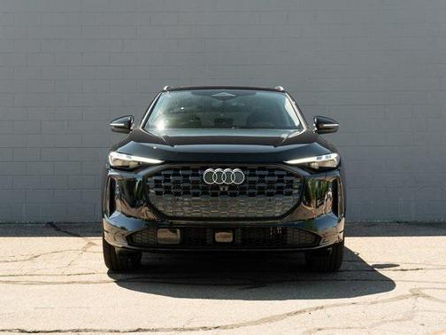 2025 Audi Q5 Premium Plus TFSI quattro S tronic