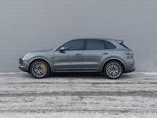 2020 Porsche Cayenne Cayenne Turbo S E-Hybrid
