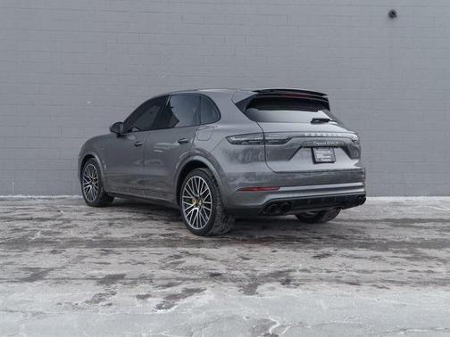 2020 Porsche Cayenne Cayenne Turbo S E-Hybrid