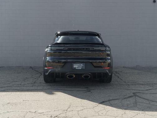 2024 Porsche Cayenne Turbo GT