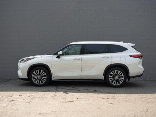 2020 Toyota Highlander Platinum