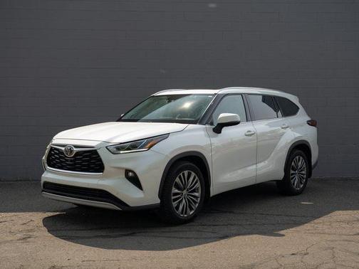 2020 Toyota Highlander Platinum